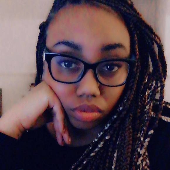 Meet your Posher, Charmain - Picture 1 of 1